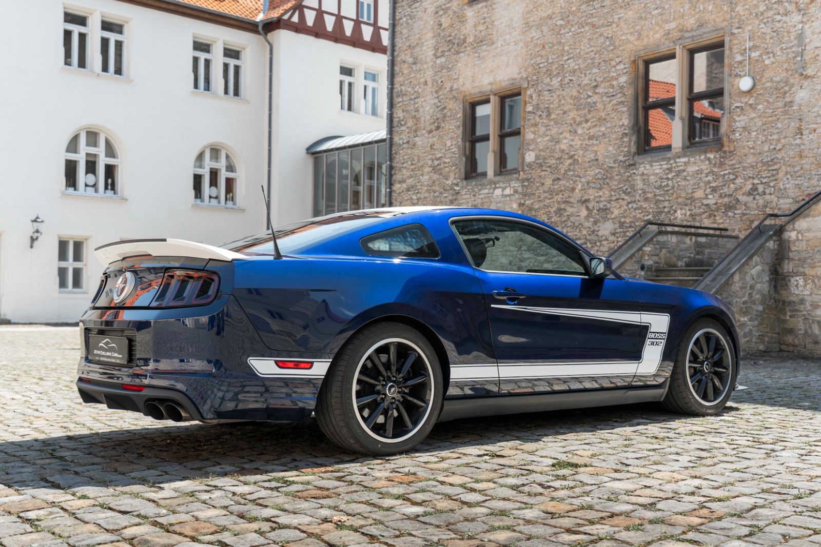 Fahrzeugabbildung Ford Mustang BOSS 302 5.0L FORD RACING ALCANTARA