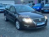 Volkswagen Passat Variant 2.0 TDI DSG DPF Highline Variant - gebrauchte VW Passat Variant aus dem Jahr 2006