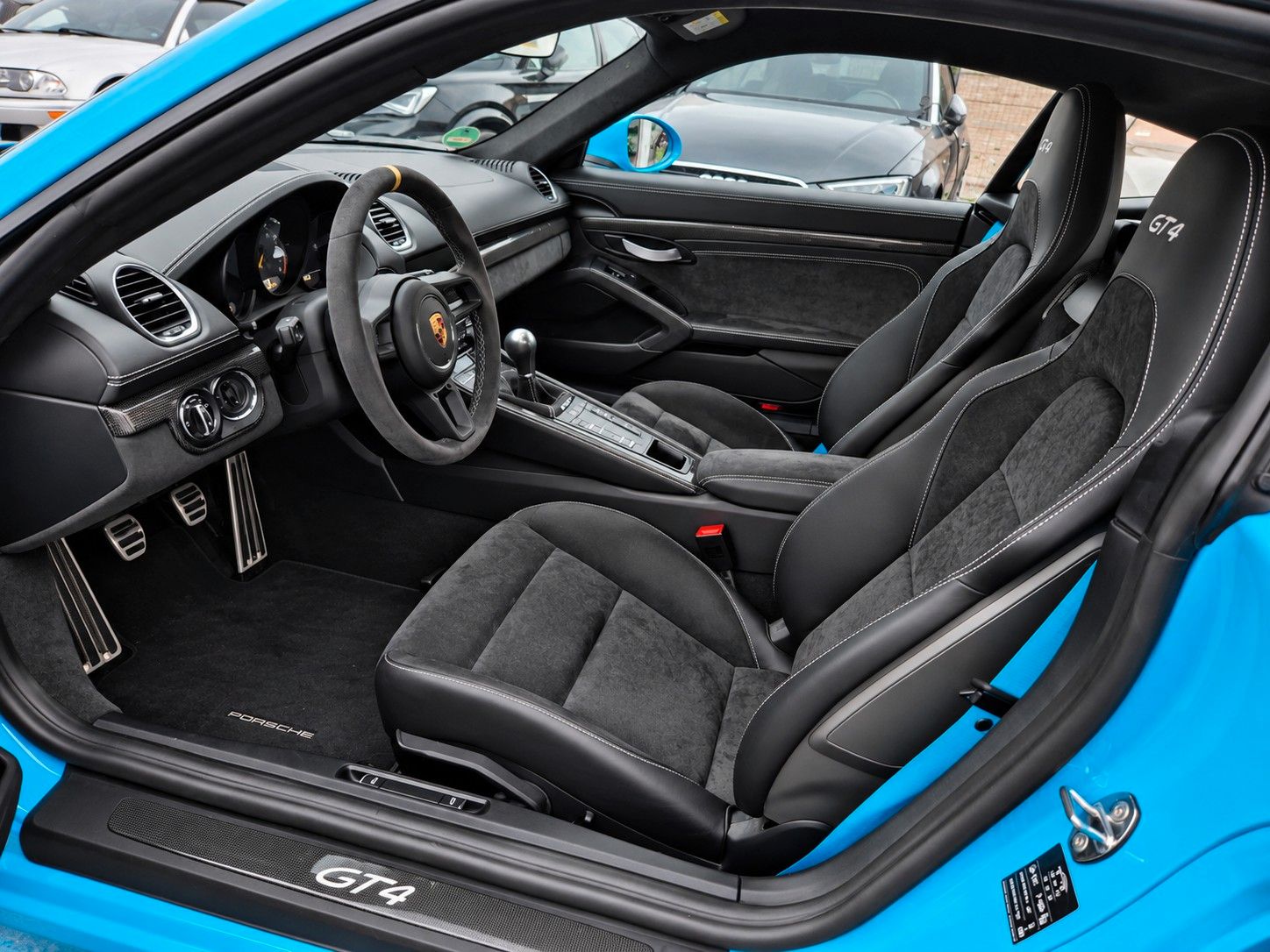 Fahrzeugabbildung Porsche Cayman GT4/BRD/2.Hd/Carbon/Akrapovic