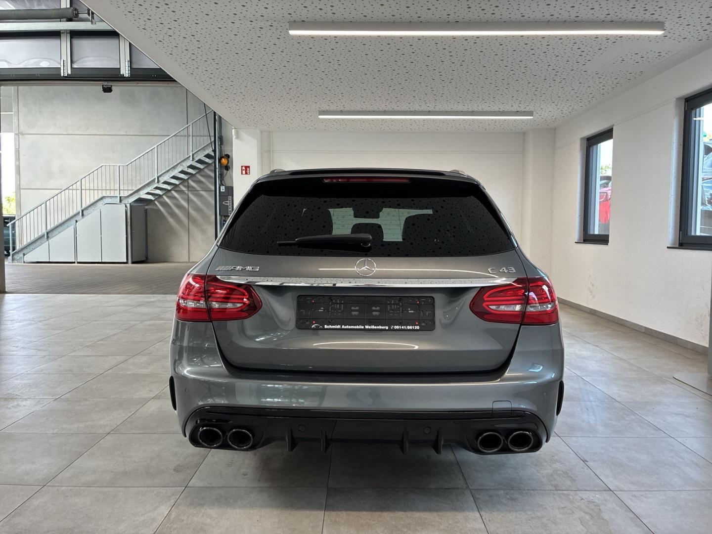 Mercedes-Benz C 43 AMG 4Matic MultiBeam Pano HuD eHeckklappe