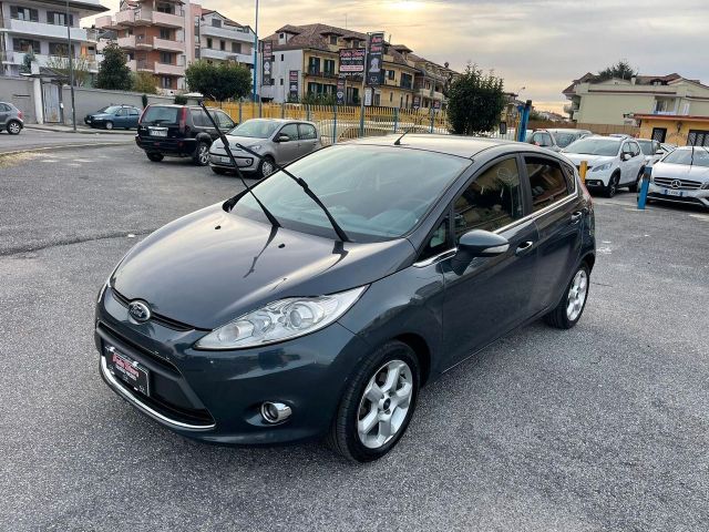 Ford FORD FIESTA TITANIUM 5PORTE 1.4 GPL/BENZINA MANI