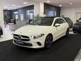 Mercedes-Benz A 180 *WIDE*PANO*DIST*KAM*LED*AMBIENTE*SPUR*TOTW - Mercedes-Benz A 180 in Bochum