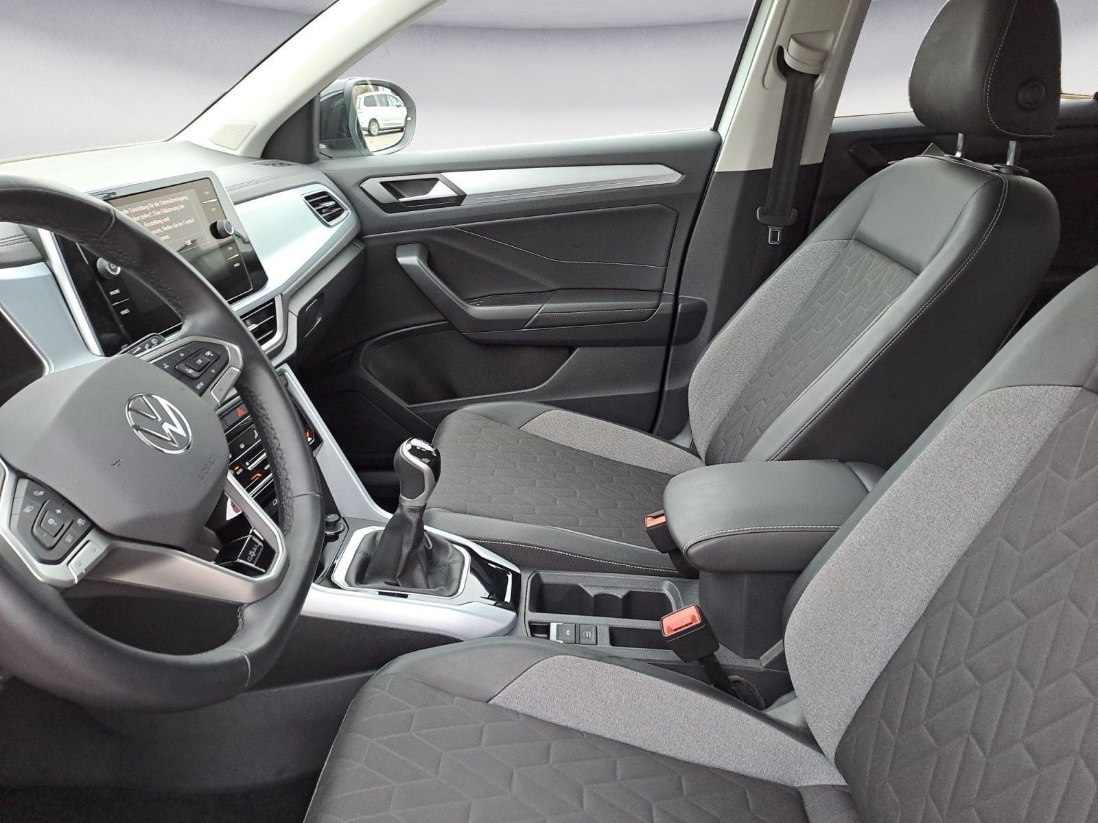 Volkswagen T-Roc - Bild 6