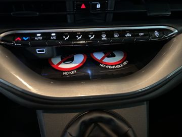 Fiat 500 1.0 FireFly Torino LED TEMPOMAT PDC CARPLAY