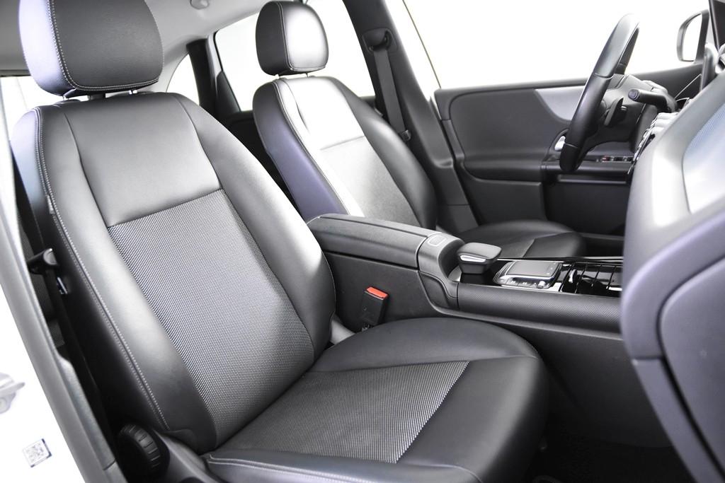 Mercedes-Benz B 180 Automatik *1.Hand*Navi*Leder*SHZ*