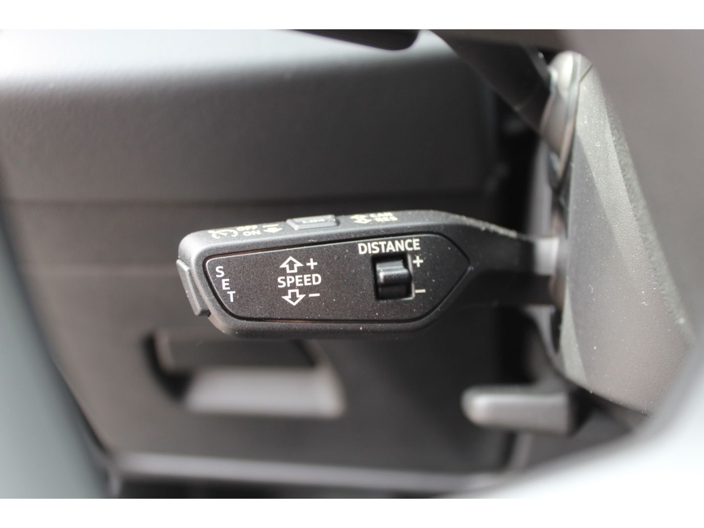 A6 Avant TDI qu.Str. Tech*Leder*360*ACC*MTRX*19'