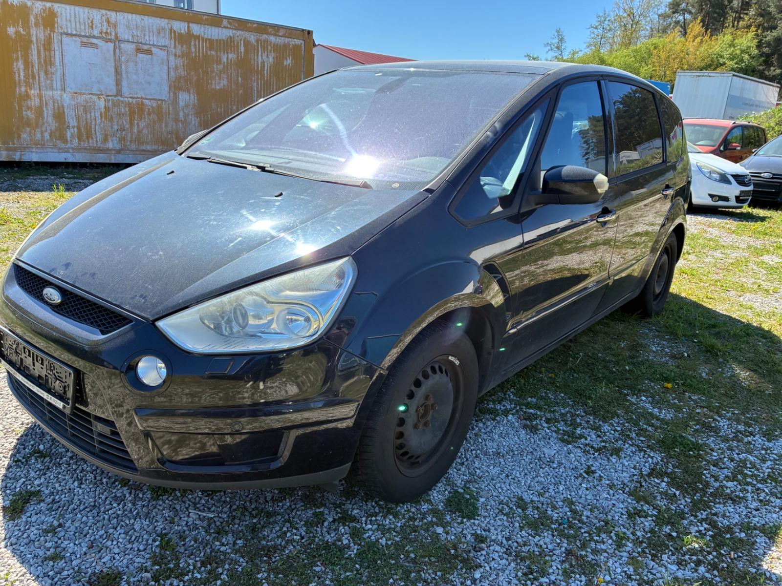 Ford S-MAX Titanium Bi Xenon Panoramadach Standheizun