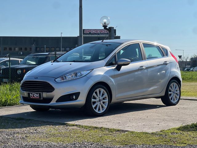 Ford Fiesta 1.5 TDCi 5 porte ST-Line