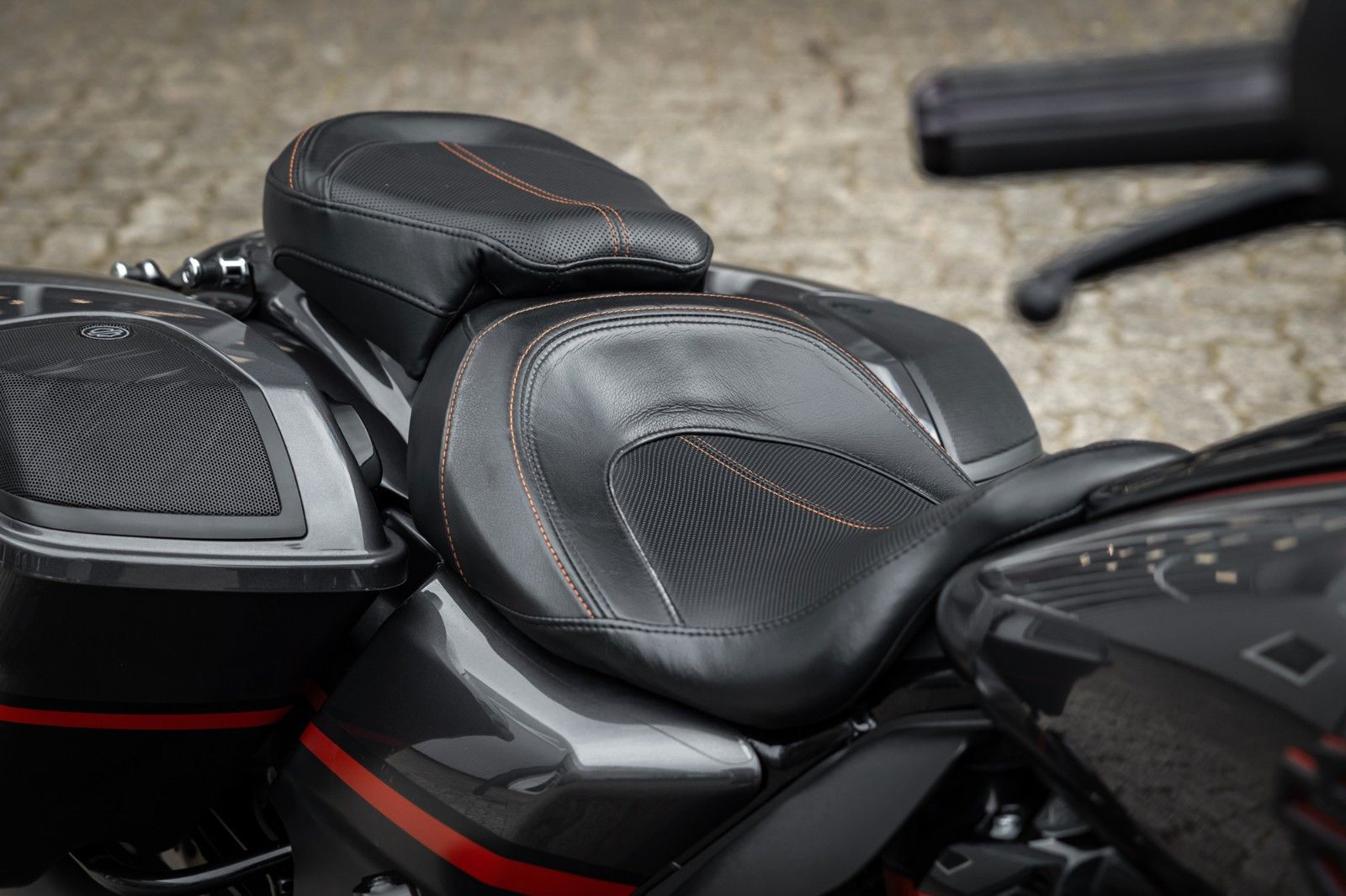 Fahrzeugabbildung Harley-Davidson CVO STREET GLIDE 117 FLHXSE - KESSTECH
