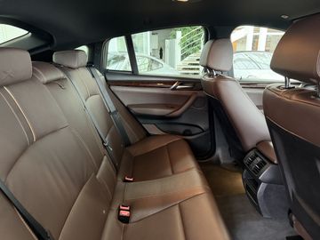 BMW X4 - 12
