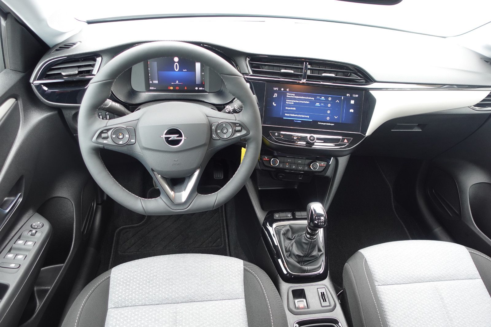 Fahrzeugabbildung Opel Corsa 1.2Turbo Edition Allwetter,PDC,Sitzh.,LED