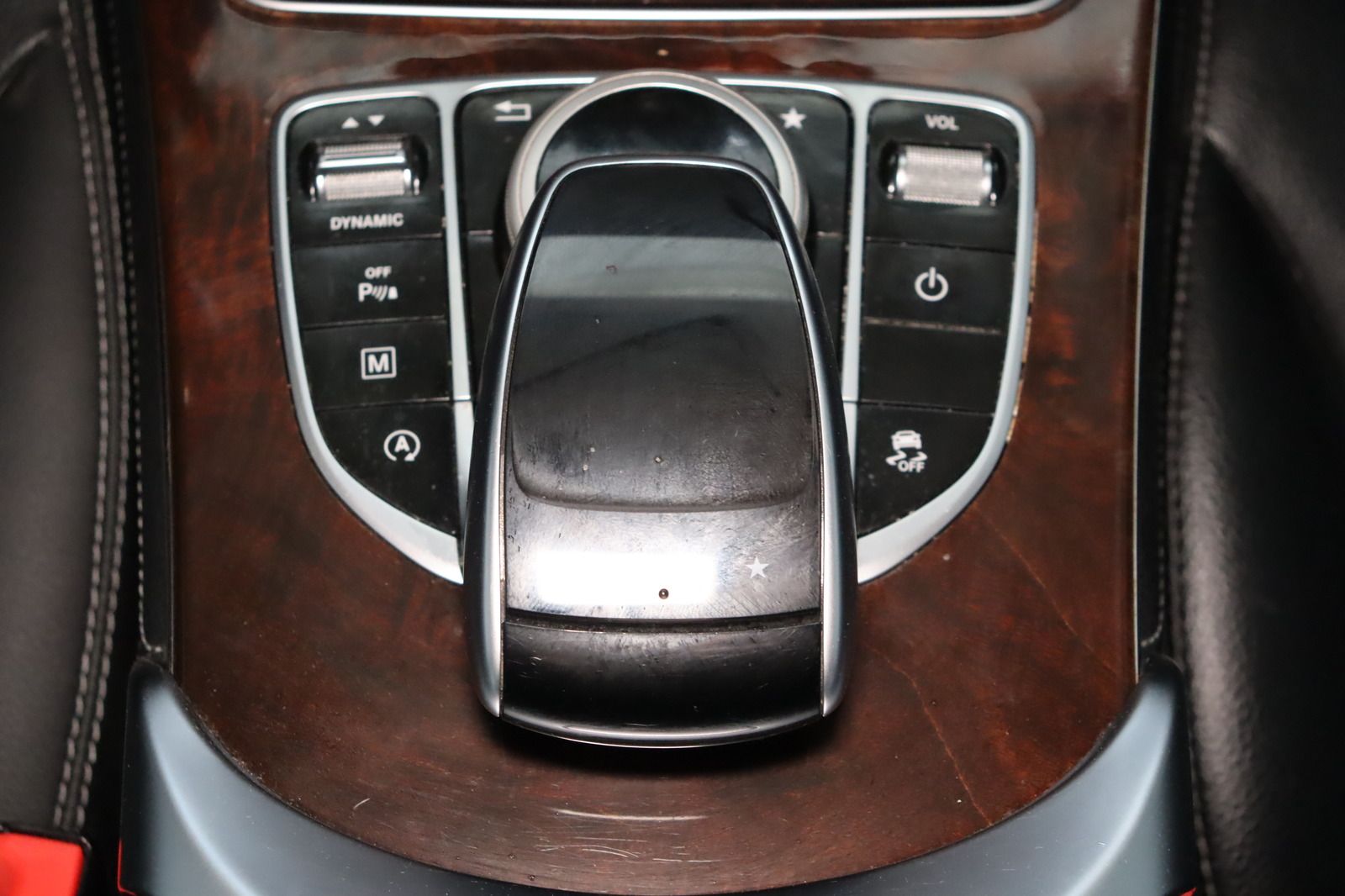 Fahrzeugabbildung Mercedes-Benz GLC 250 d 4Matic Navi * ILS * Sitzhzg