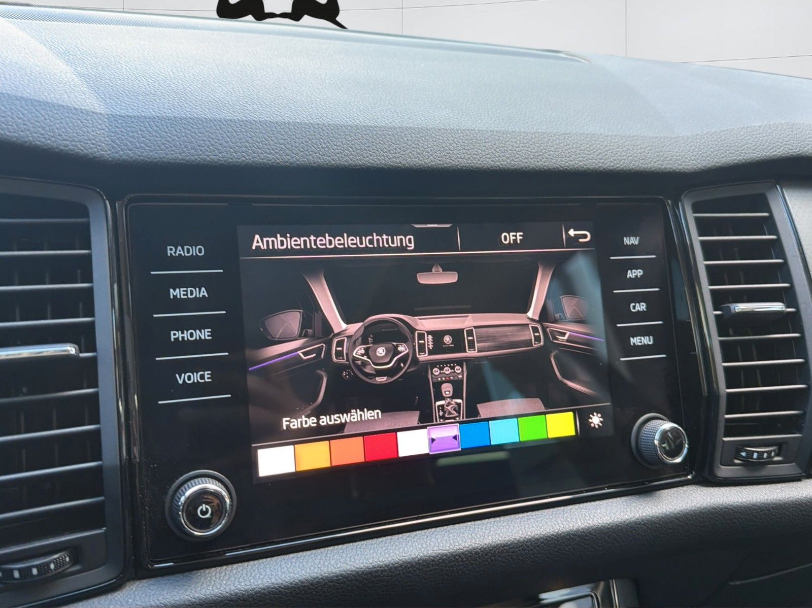 Skoda Kodiaq Ambition 1.5 TSI LED SHZ AHK RFK ACC NAVI foto 19