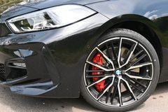 Fahrzeugabbildung BMW 120d M Sport*LED*Shadow-Line*ACC*Kamera*19"