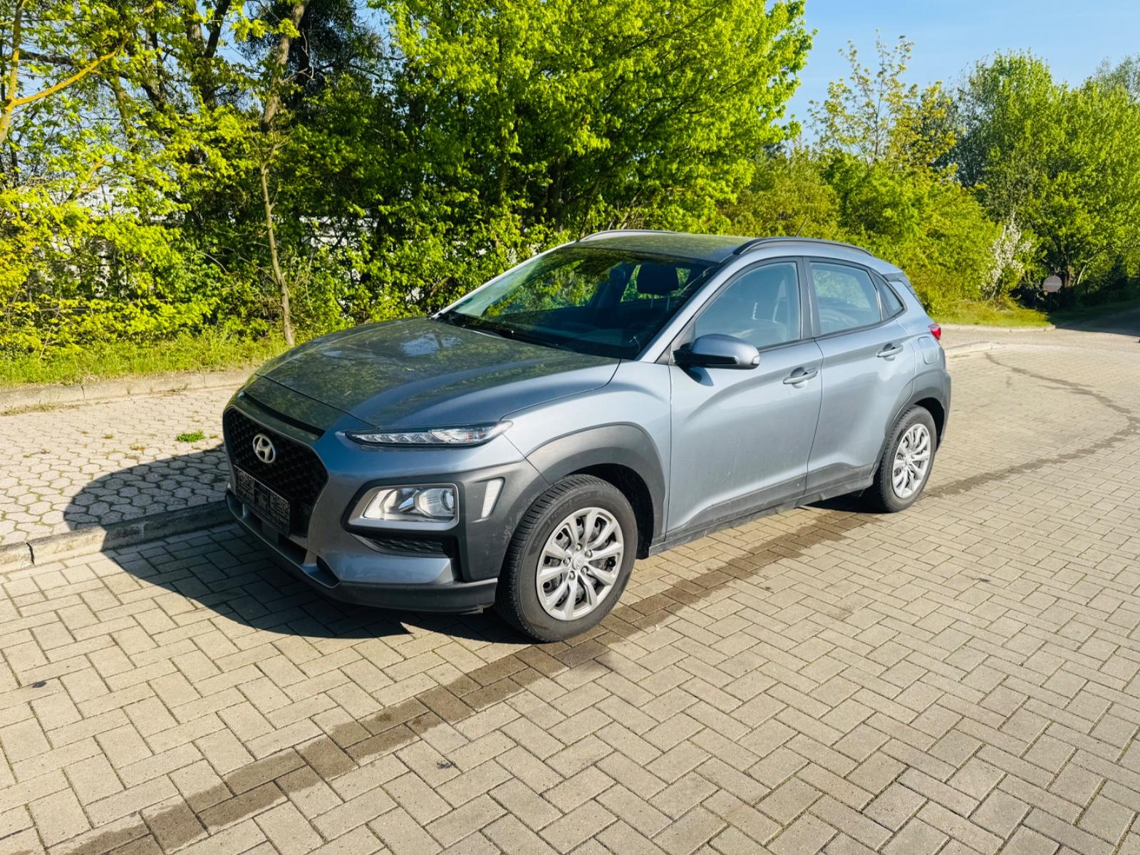 Hyundai Kona Select 2WD  120 PS  Euro 6  AHK TOP Zustand