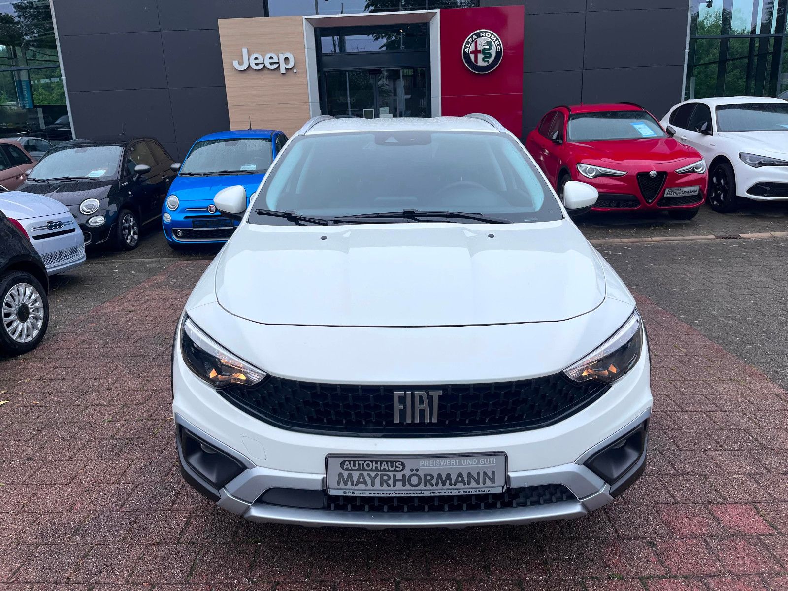 Fahrzeugabbildung Fiat Tipo Cross