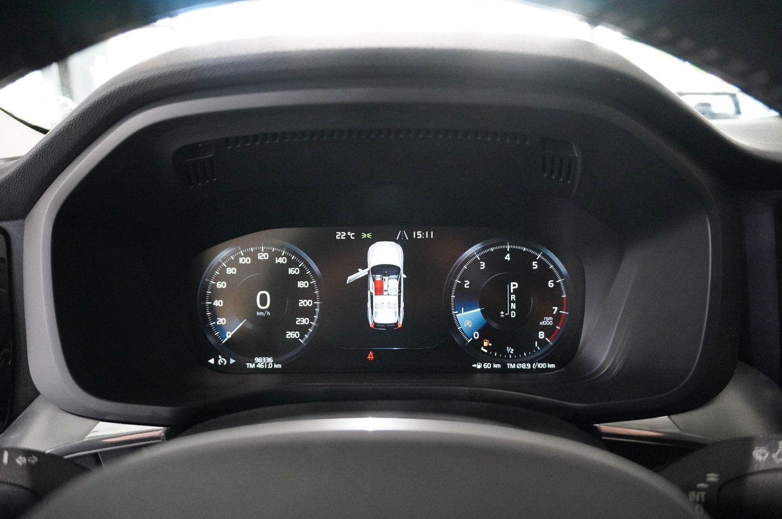 Fahrzeugabbildung Volvo XC 60 T4 MOMENTUM PRO NAVI/LED/VIRTU./SHZ/AHK