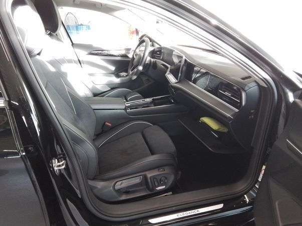 Passat Variant 1.5 TSI eHybrid Elegance AHK