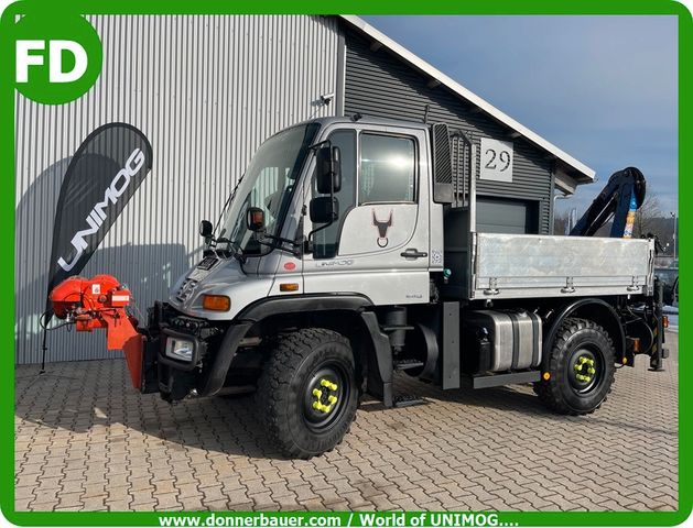 Unimog mit Kran und Wandlerschaltkupplung