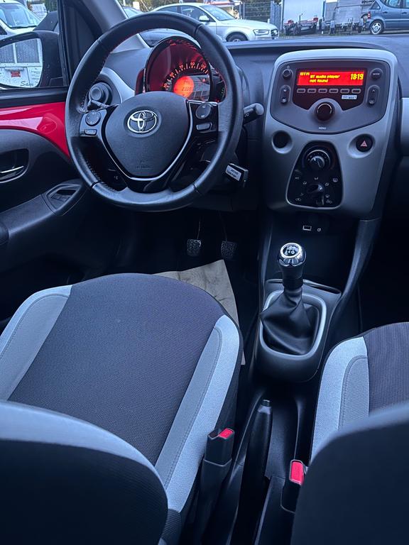 Toyota Aygo (X)