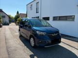 Opel Combo Life Ultimate (Automatik) - 130... - Opel Combo Life Ultimate mit Benzin-Antrieb