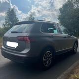 Volkswagen Tiguan -TOP Ausstattung- - VW Tiguan von privat