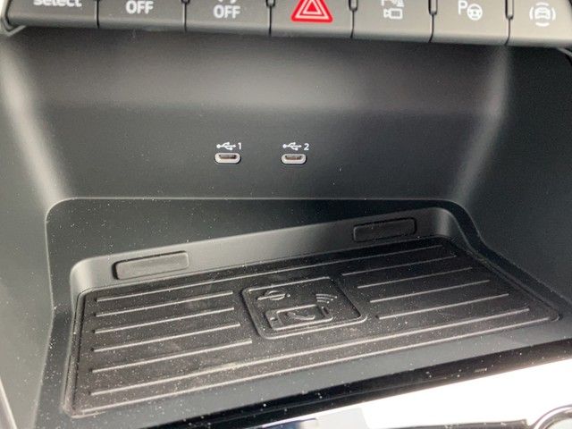 Fahrzeugabbildung Audi A3 Allstreet 35 TFSI S tronic Matrix LED Interie