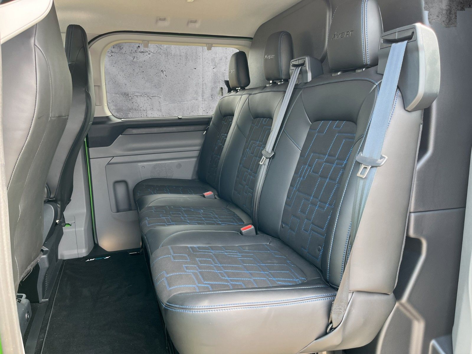 Fahrzeugabbildung Ford Transit Custom 320 L2 MS-RT DoKa