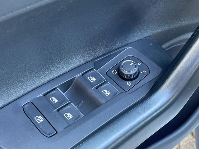 Polo 1.0 TSI DSG R-Line Kamera/ACC/Navi/IQ.Light