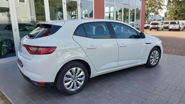 Renault RENAULT Megane Mégane dCi 8V 110 CV Energy Life 