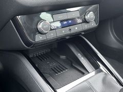 SKODA Kamiq Monte Carlo MATRIX PLA SHZ VC 5 J Garantie