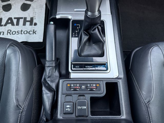 Toyota Land Cruiser Executive Bear-Lock