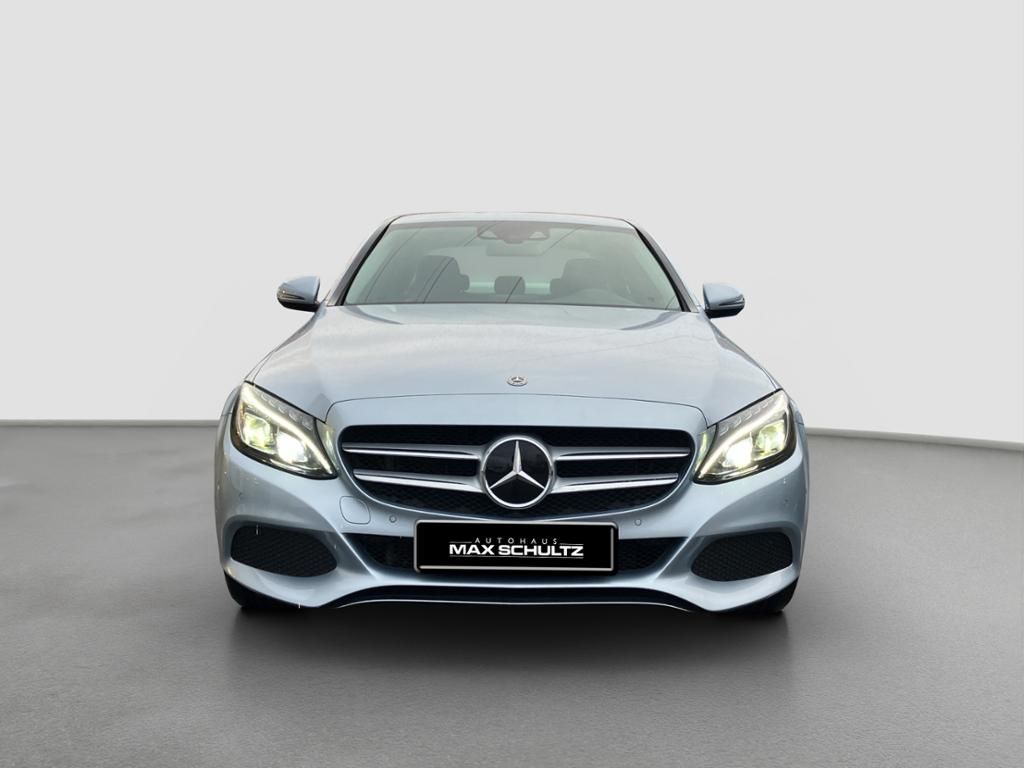 Fahrzeugabbildung Mercedes-Benz C 220 d AVANTGARDE*DISTR*MULTIB*NAV*SITZH*KAMERA