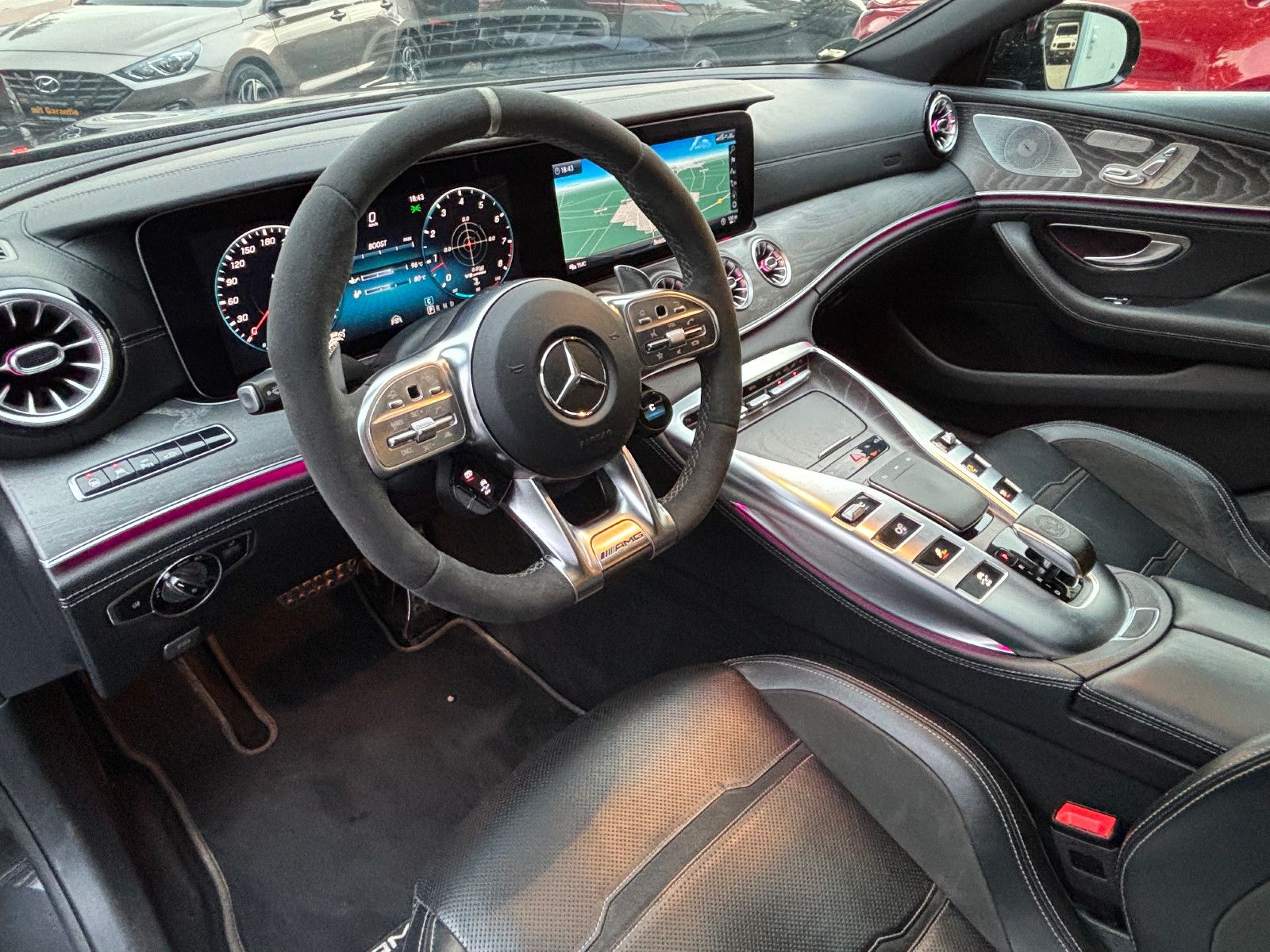 Fahrzeugabbildung Mercedes-Benz AMG GT 4-trg. 63 S 4Matic+/AERO-KIT/PANO/MASSAGE