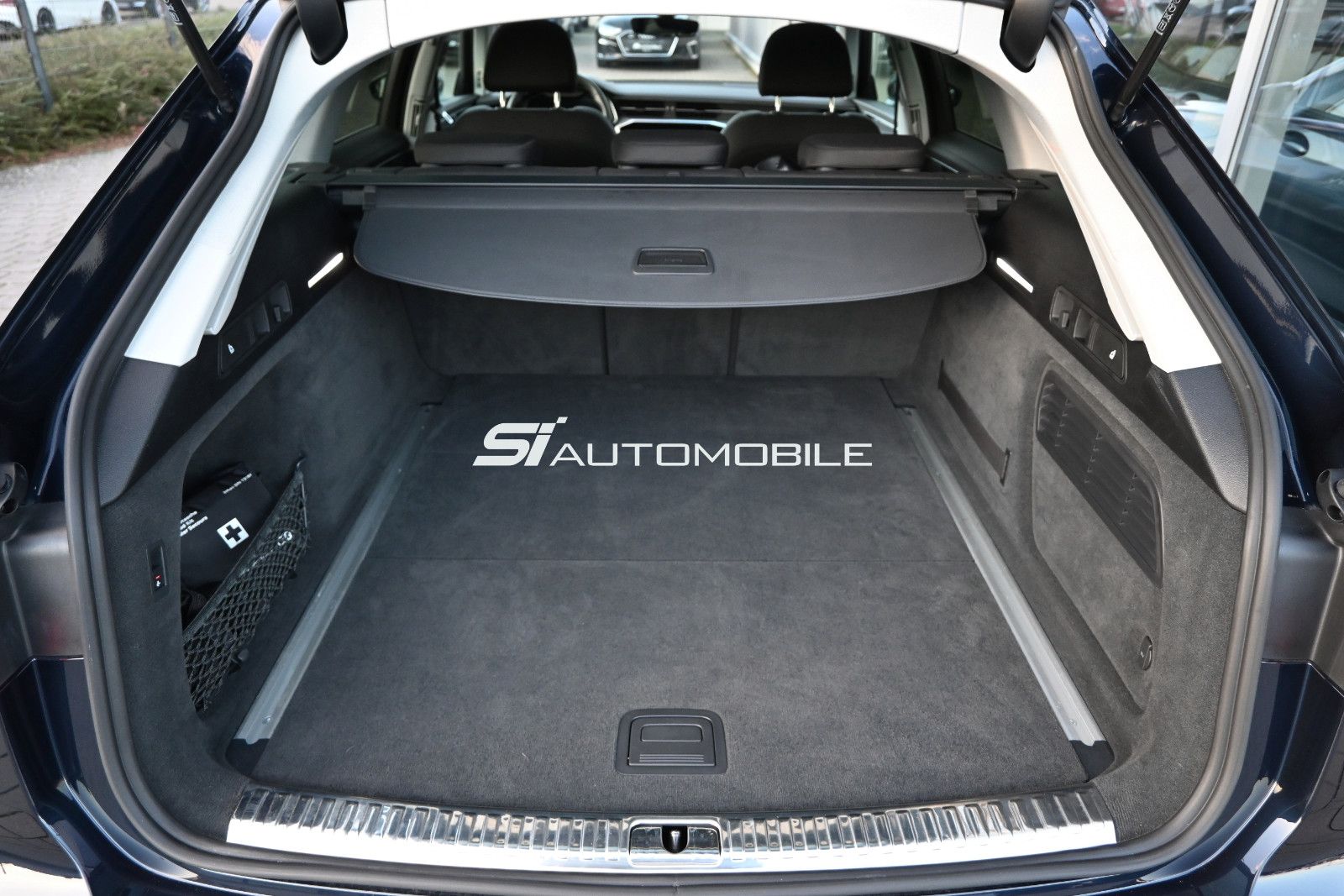 Fahrzeugabbildung Audi A6 45 TFSI S tr. Sport Avant °AHK°PANO°STANDHEIZ