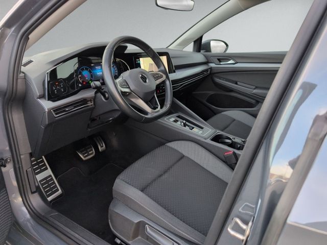 Golf VIII 2.0 TDI DSG PANO+KAMERA+IQ.LIGHT+NAVI+