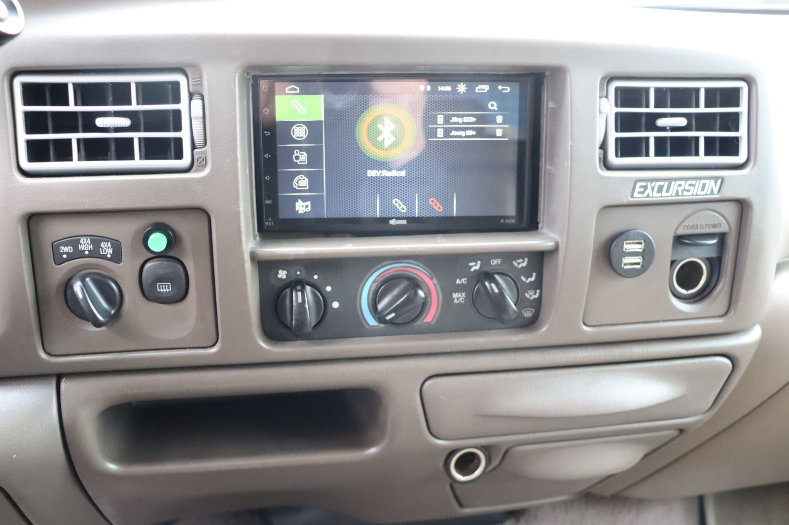 Fahrzeugabbildung Ford Excursion * HU/AU 02.26 * Sitzhzg. * Rückfahrk.