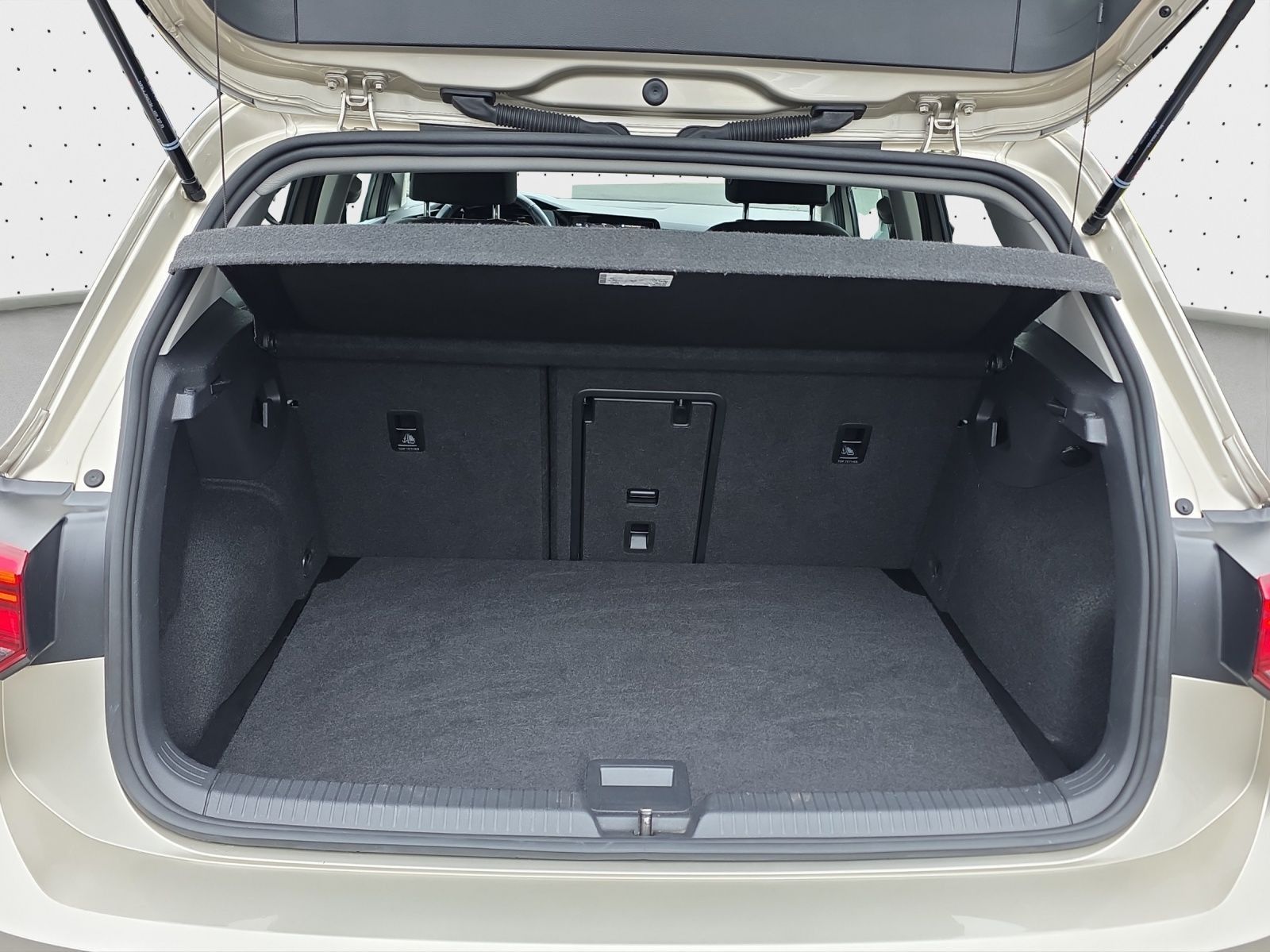 Volkswagen Golf - Bild 13