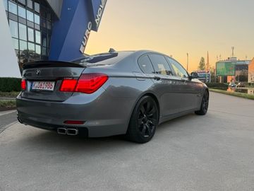 BMW 730 - 4
