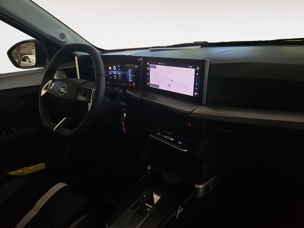 Fahrzeugabbildung Opel Frontera 1.2 DI Hybrid 48V eDCT Edition
