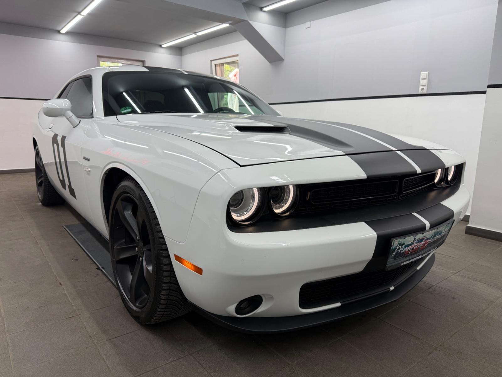 Dodge Challenger R/T 5.7 HEMI Blacktop/Super Track Pak