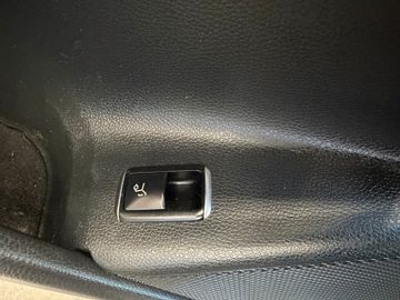 Mercedes-Benz GLA 220 d *4Matic *AHK*AMG*Pano*G Tronic*