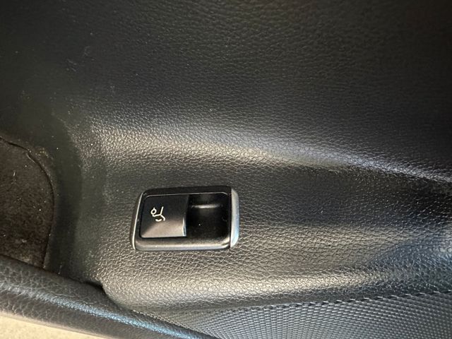 Mercedes-Benz GLA 220 d *4Matic *AHK*AMG*Pano*G Tronic*