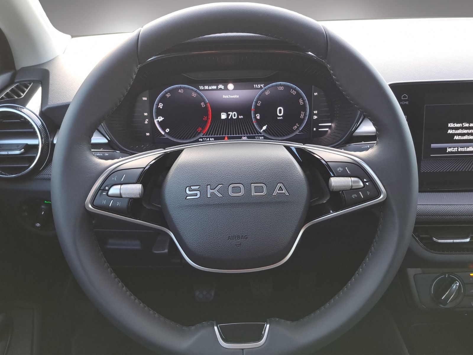 Fabia Selection 1.0 TSI Klima Navi SHZ PDC