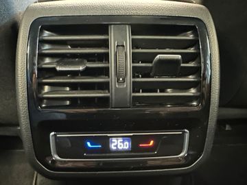 Volkswagen Passat Variant Business 4Motion*Kamera*LED*Klima