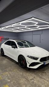 Mercedes-Benz A 35 AMG Mercedes-AMG A 35 4MATIC DCT Merced...