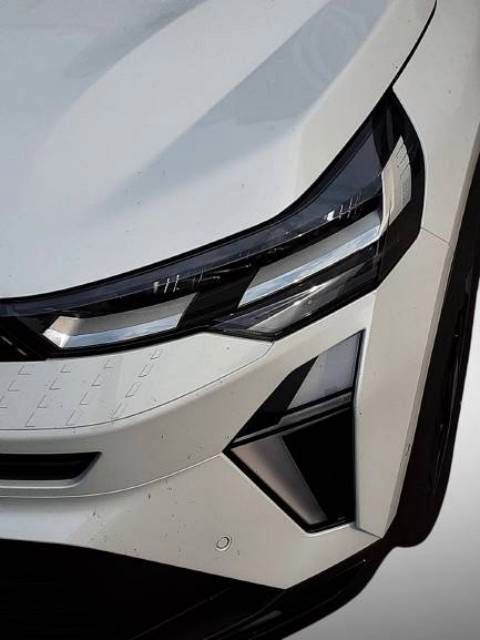 Fahrzeugabbildung Renault CAPTUR Techno E-TECH Full Hybrid 145