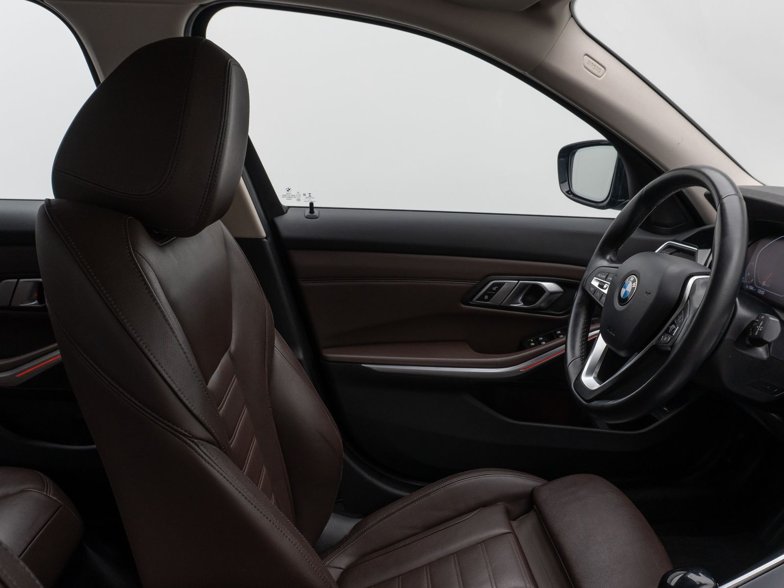 Fahrzeugabbildung BMW 320d xD Sport Line Kamera DAB HiFi Alarm AHK LED