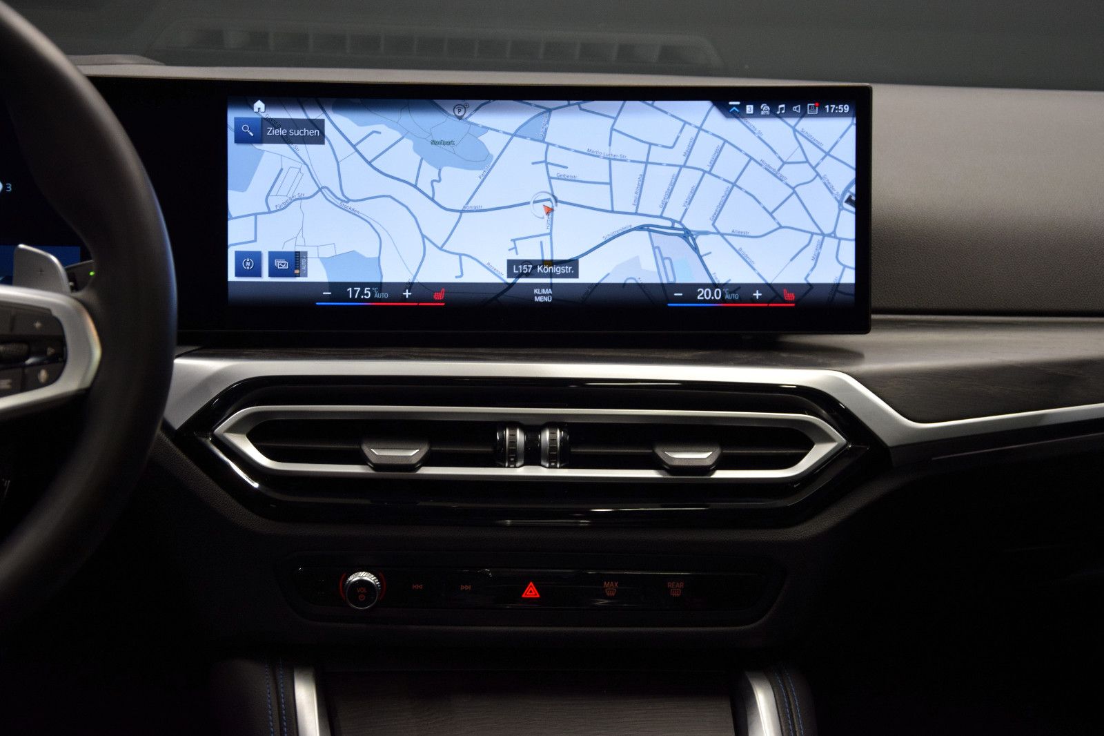 Fahrzeugabbildung BMW 420d xDrive Gran Coupé M Sport GSHD HuD ACC h/k