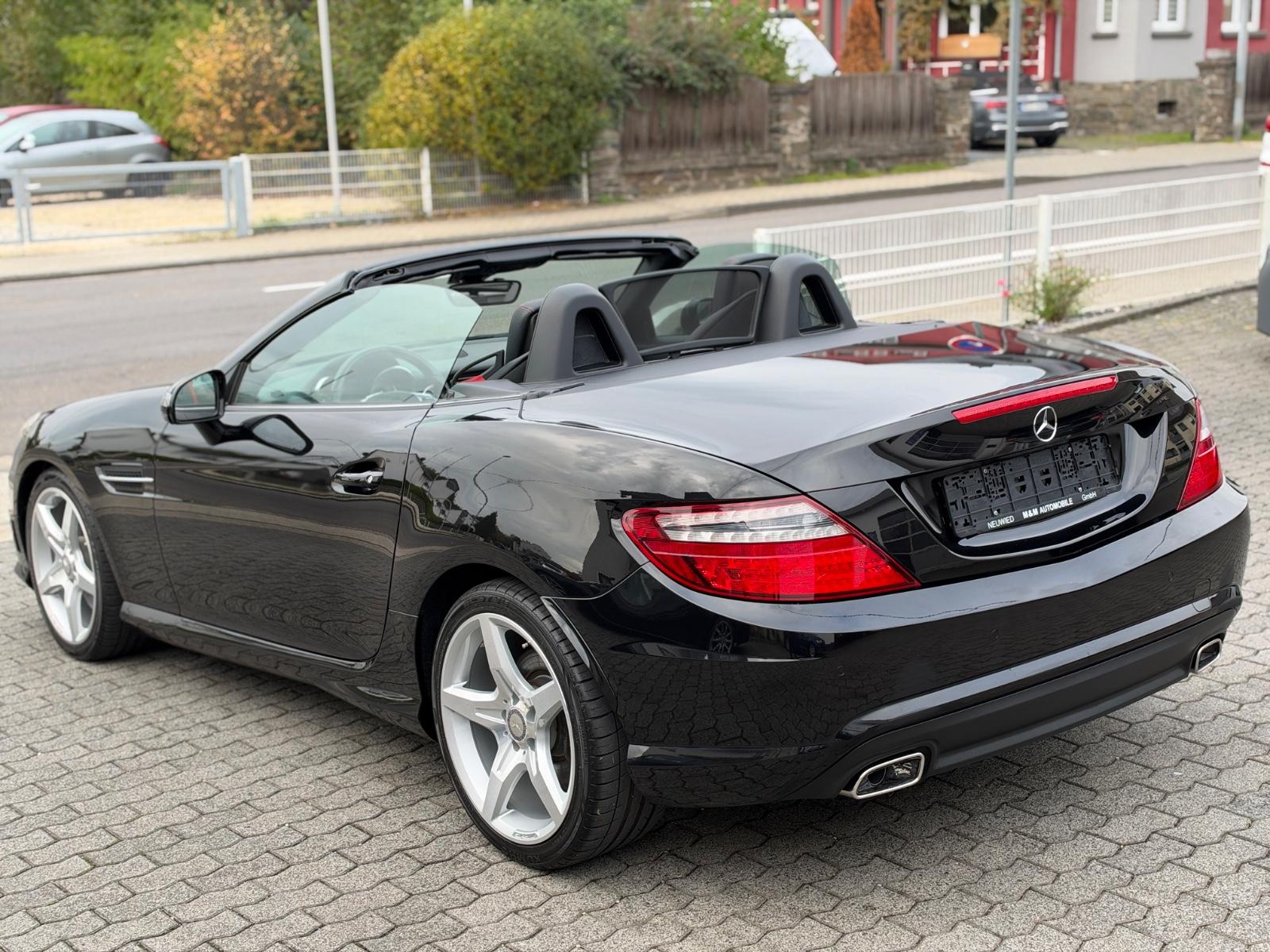 Mercedes-Benz SLK 350 V6 AMG-Line AirScarf 2.Hd Navi ILS Leder